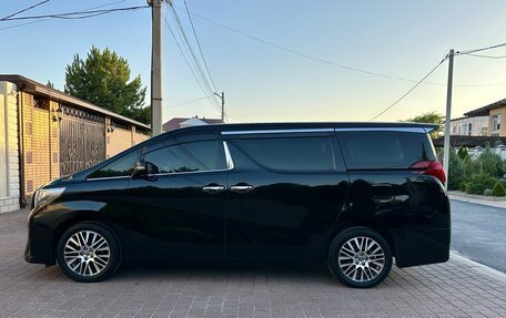 Toyota Alphard III, 2016 год, 3 900 000 рублей, 10 фотография