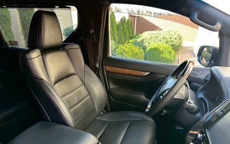 Toyota Alphard III, 2016 год, 3 900 000 рублей, 18 фотография