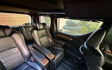 Toyota Alphard III, 2016 год, 3 900 000 рублей, 28 фотография