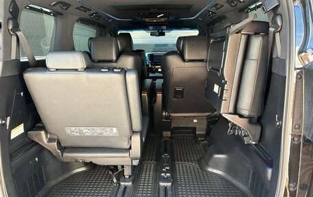 Toyota Alphard III, 2016 год, 3 900 000 рублей, 38 фотография