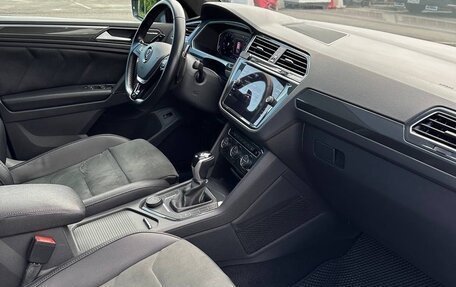 Volkswagen Tiguan II, 2019 год, 3 900 000 рублей, 7 фотография