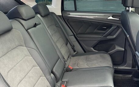 Volkswagen Tiguan II, 2019 год, 3 900 000 рублей, 13 фотография