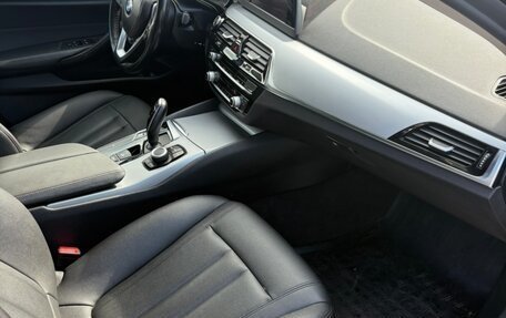 BMW 5 серия, 2018 год, 2 340 000 рублей, 5 фотография