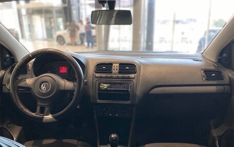Volkswagen Polo VI (EU Market), 2013 год, 620 000 рублей, 3 фотография