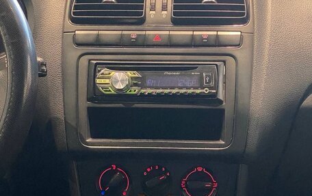 Volkswagen Polo VI (EU Market), 2013 год, 620 000 рублей, 4 фотография