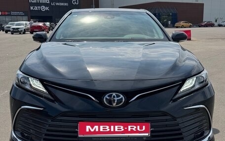 Toyota Camry, 2023 год, 4 000 000 рублей, 2 фотография