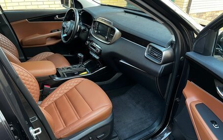 KIA Sorento III Prime рестайлинг, 2018 год, 2 999 999 рублей, 5 фотография