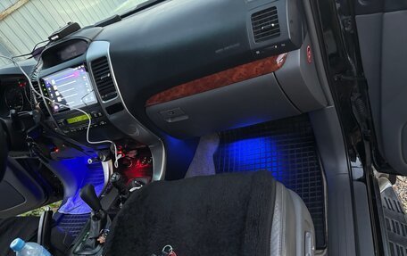 Toyota Land Cruiser Prado 120 рестайлинг, 2006 год, 1 990 000 рублей, 9 фотография