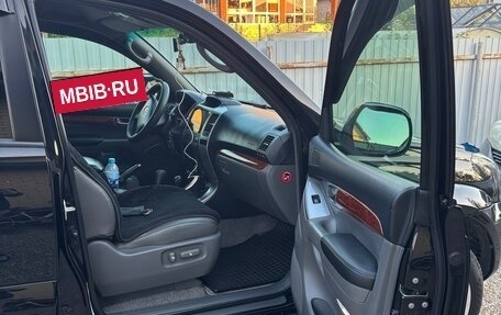 Toyota Land Cruiser Prado 120 рестайлинг, 2006 год, 1 990 000 рублей, 3 фотография
