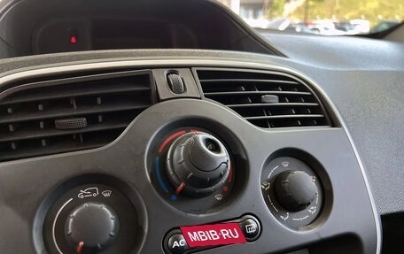Renault Kangoo II рестайлинг, 2014 год, 1 099 000 рублей, 13 фотография