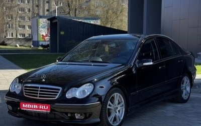 Mercedes-Benz C-Класс, 2004 год, 750 000 рублей, 1 фотография