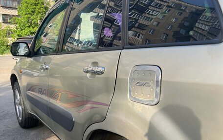 Toyota RAV4, 2001 год, 850 000 рублей, 8 фотография