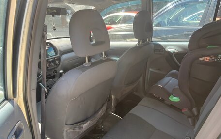 Toyota RAV4, 2001 год, 850 000 рублей, 15 фотография