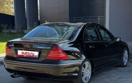 Mercedes-Benz C-Класс, 2004 год, 750 000 рублей, 4 фотография