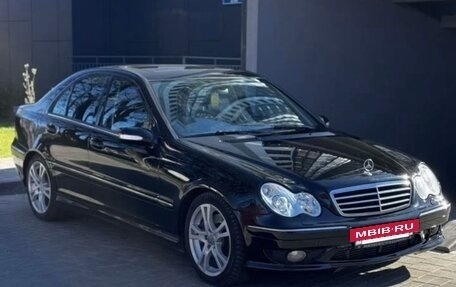 Mercedes-Benz C-Класс, 2004 год, 750 000 рублей, 3 фотография