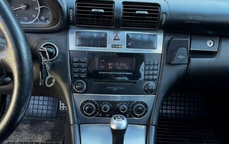 Mercedes-Benz C-Класс, 2004 год, 750 000 рублей, 15 фотография