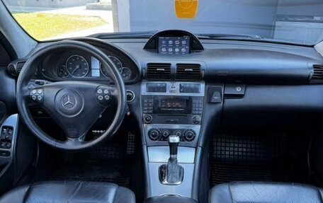 Mercedes-Benz C-Класс, 2004 год, 750 000 рублей, 19 фотография