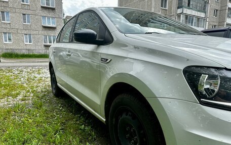 Volkswagen Polo VI (EU Market), 2017 год, 1 580 000 рублей, 3 фотография