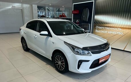 KIA Rio IV, 2018 год, 889 000 рублей, 3 фотография