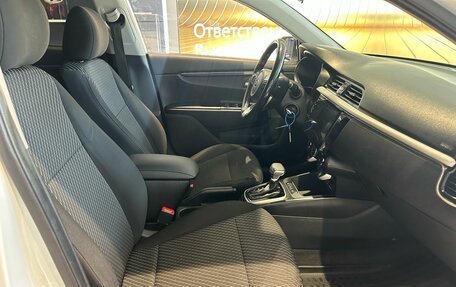 KIA Rio IV, 2018 год, 889 000 рублей, 11 фотография