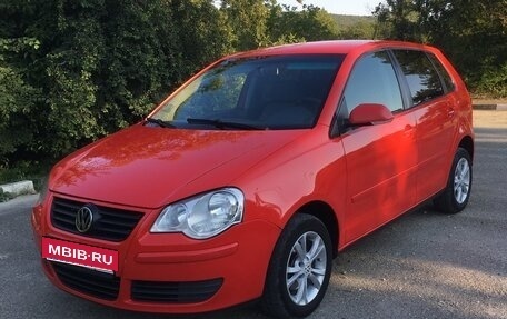 Volkswagen Polo IV рестайлинг, 2006 год, 380 000 рублей, 2 фотография