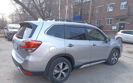 Subaru Forester, 2019 год, 2 350 000 рублей, 5 фотография
