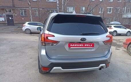 Subaru Forester, 2019 год, 2 350 000 рублей, 3 фотография