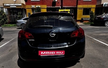 Opel Astra J, 2011 год, 870 000 рублей, 5 фотография