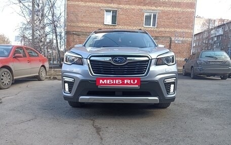 Subaru Forester, 2019 год, 2 350 000 рублей, 6 фотография
