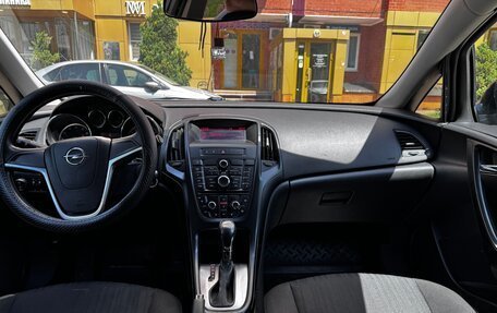 Opel Astra J, 2011 год, 870 000 рублей, 9 фотография