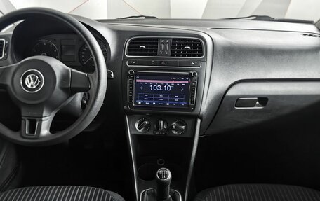 Volkswagen Polo VI (EU Market), 2011 год, 583 000 рублей, 11 фотография