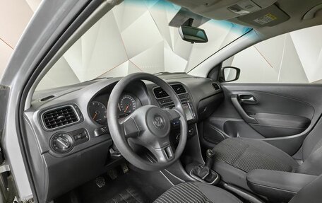Volkswagen Polo VI (EU Market), 2011 год, 583 000 рублей, 14 фотография