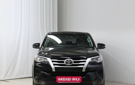 Toyota Fortuner II, 2019 год, 2 940 000 рублей, 2 фотография