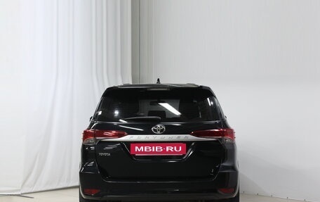 Toyota Fortuner II, 2019 год, 2 940 000 рублей, 6 фотография