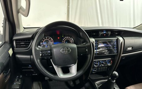 Toyota Fortuner II, 2019 год, 2 940 000 рублей, 22 фотография