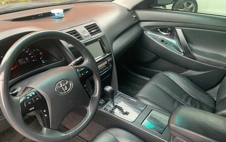 Toyota Camry, 2011 год, 1 350 000 рублей, 3 фотография