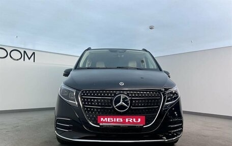 Mercedes-Benz V-Класс, 2025 год, 14 200 000 рублей, 3 фотография