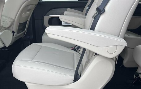 Mercedes-Benz V-Класс, 2025 год, 14 200 000 рублей, 15 фотография