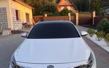 KIA Optima IV, 2019 год, 2 300 000 рублей, 2 фотография