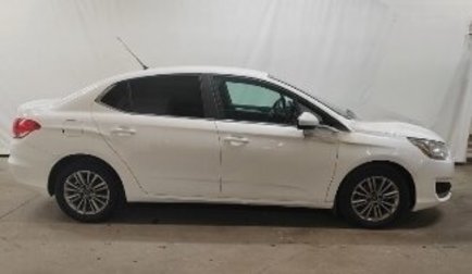 Citroen C4 II рестайлинг, 2016 год, 899 000 рублей, 1 фотография