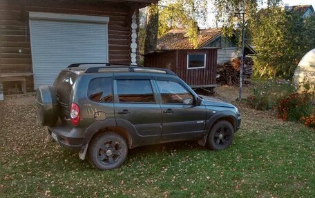 Chevrolet Niva I рестайлинг, 2014 год, 630 000 рублей, 7 фотография