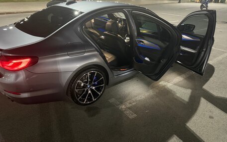BMW 5 серия, 2019 год, 3 300 000 рублей, 16 фотография