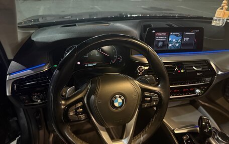 BMW 5 серия, 2019 год, 3 300 000 рублей, 11 фотография