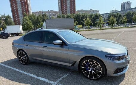 BMW 5 серия, 2019 год, 3 300 000 рублей, 29 фотография
