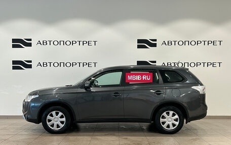Mitsubishi Outlander III рестайлинг 3, 2014 год, 1 299 000 рублей, 4 фотография
