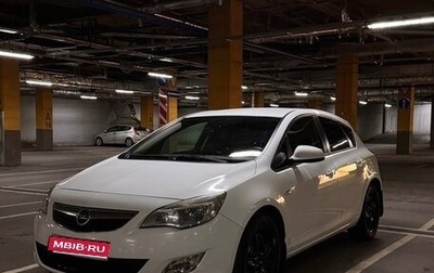 Opel Astra J, 2010 год, 670 000 рублей, 1 фотография