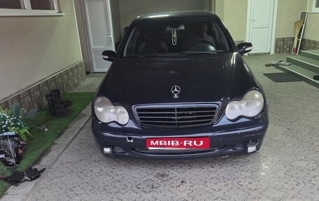 Mercedes-Benz C-Класс, 2001 год, 370 000 рублей, 1 фотография