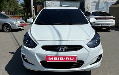 Hyundai Solaris II рестайлинг, 2012 год, 900 000 рублей, 1 фотография