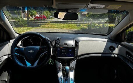 Chevrolet Cruze II, 2013 год, 910 000 рублей, 28 фотография