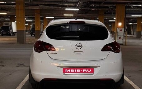 Opel Astra J, 2010 год, 670 000 рублей, 15 фотография